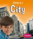 Lisa Trumbauer, Lisa/ Saunders-Smith Trumbauer, Gail Saunders-Smith - Living In A City