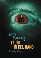 Anna Fienberg - Feuer in der Hand