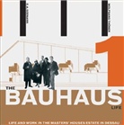 Wolfgang Thöner, Tourismus und Sport der Stadt Dessau Amt für Kultur - The Bauhaus Life. Das Bauhaus wohnt, engl. Ausg.
