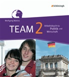 Wolfgang Mattes - TEAM, Ausgabe Realschulen und Gesamtschulen Nordrhein-Westfalen, Neubearbeitung - 2: TEAM / TEAM - Arbeitsbücher für Politik und Wirtschaft - Ausgabe für Realschulen in Nordrhein-Westfalen - Bisherige Ausgabe