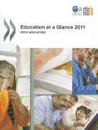 Oecd Publishing, Organisation for Economic Co-Operation and Develop - Education at a Glance 2011