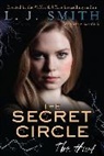L J Smith, L. J. Smith - The Secret Circle: The Hunt