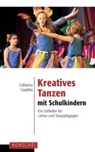 Catharina Gadelha - Kreatives Tanzen mit Schulkindern