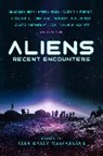 Elizabeth Bear, Caitlin Kiernan, Catherynne M. Valente, Elizabeth Bear, Caitlin Kiernan, Caitlin R. Kiernan... - Aliens: Recent Encounters