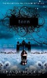 Amanda Hocking - Torn