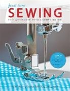 Creative Publishing International, Editors of Creative Publishing Internati, Editors of Creative Publishing International, Editors of Creative Publishing international, Quayside - First Time Sewing