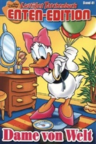 Disney, Walt Disney - Dame von Welt