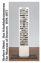Herbert Distel, G Zaun-Fertel, Thomas Kramer - Das Schubladenmuseum 1970-1977. The Museum of Drawers 1970-1977 - Five Hundred Works of Modern Art
