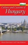 Oksana Buranbaeva, Oksana/ Mladineo Buranbaeva, Vanja Mladineo, Oksana Ritz-Buranbaeva - Culture and Customs of Hungary