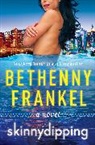 Bethenny Frankel - Skinnydipping