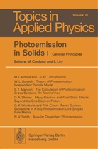 Cardona, M Cardona, M. Cardona, Manuel Cardona, Ley, Ley... - Photoemission in Solids I