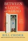 Bill Crider - Between the Living and the Dead