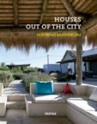 Patricia Martinez, Martinez Patric, MARTINEZ PATRICIA - HOUSES OUT OF THE CITY
