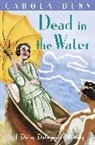 Carola Dunn, Dunn Carola - Dead in the Water