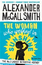 Alexander McCall Smith, Alexander McCall Smith - The Woman Who Walked in Sunshine