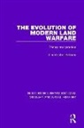 Christopher Bellamy - Evolution of Modern Land Warfare