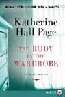 Katherine Hall Page, Page Katherine Hall - The Body in the Wardrobe