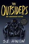 S E Hinton, S. E. Hinton, Susan E. Hinton - The Outsiders 50th Anniversary Edition