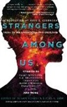 Kelley Armstrong, Susan Forest, Lucas K Law - Strangers Among Us