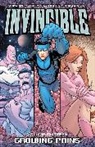 Philip Gelatt, Antony Johnston, Robert Kirkman, Robert Kirkman, James Lucas Jones - Invincible Volume 13: Growing Pains
