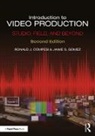Ron Compesi, Ronald J. Compesi, Ronald J. (San Francisco State University Compesi, Compesi Ronald J., Jaime Gomez, Jaime S. Gomez... - Introduction to Video Production