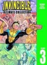 Rie Aruga, Robert Kirkman, Mari Okada, Robert Kirkman - Invincible: The Ultimate Collection Volume 3