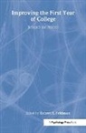 Robert S. Feldman, Robert S. Feldman, Feldman Robert S. - Improving the First Year of College