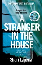 Shari Lapena - A Stranger in the House