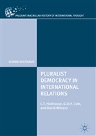 Leonie Holthaus - Pluralist Democracy in International Relations