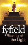 Frances Fyfield - Staring At The Light
