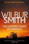 Wilbur Smith - Leopard Hunts in Darkness