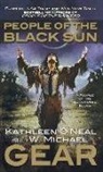 Kathleen O'Neal Gear, W. Michael Gear, W. Michael/ Gear Gear - People of the Black Sun