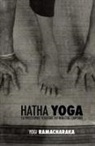 William Walker Ramacharaka Atkinson, Françoise Belcaut - Hatha Yoga