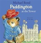 Michael Bond, R. W. Alley - Paddington At the Tower