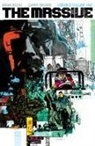 Garry Brown, Brian Wood, Garry Brown - The Massive Omnibus Volume 1