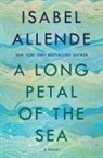 Isabel Allende, Nick Caistor, Amanda Hopkinson - A Long Petal of the Sea