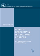 Leonie Holthaus - Pluralist Democracy in International Relations