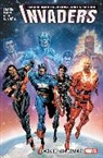 Marvel Various, Chip Zdarsky, Zdarsky Chip, Butch Guice, Guice Butch, Carlos Magno... - INVADERS VOL. 2: DEAD IN THE WATER