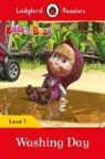 Ladybird - Masha and the Bear: Washing Day