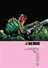 Garth Ennis, Greg Staples, John Wagner - Judge Dredd: The Complete Case Files 17