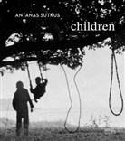 Antanas Sutkus, Thomas Schirmböck - Children