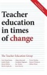 Gary Beauchamp, Gary (Cardiff Metropolitain University) Beauchamp, Linda Clarke, Linda (Ulster University) Clarke, Moira Hulme, Moira (University of Glasgow) Hulme... - Teacher Education in Times of Change