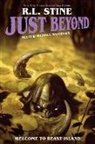 Kelly Matthews, Nichole Matthews, R.L. Stine, R. L. Stine, R.L. Stine, Kelly &amp; Nichole Matthews... - Just Beyond: Welcome to Beast Island