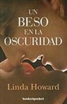 Linda Howard - Un Beso en la Oscuridad