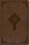 Holman Bible Publishers, Holman Bible Staff - KJV Large Print Personal Size Reference Bible, Brown Celtic Cross Leathertouch, Indexed