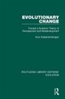 Aron Katsenelinboigen - Evolutionary Change