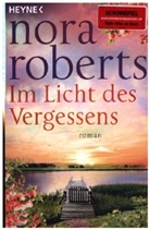 Nora Roberts - Im Licht des Vergessens
