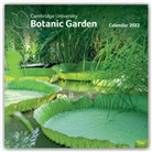 Flame Tree Publishing, Flame Tree Studio - Cambridge University Botanic Garden Wall Calendar 2022 (Art Calendar)