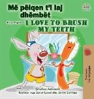 Shelley Admont, Kidkiddos Books - I Love to Brush My Teeth (Albanian English Bilingual Children's Book)