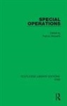 Julian Amery, Maurice Buckmaster, F. Spencer Chapman, Peter Churchill, John Connell, Basil Davidson... - Special Operations